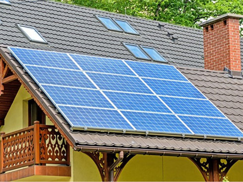 Ấn Độ 's hệ thống lắp đặt năng lượng mặt trời trên mái di động đầu tiên được lắp đặt tại chùa akshardham ở swaminarayan
