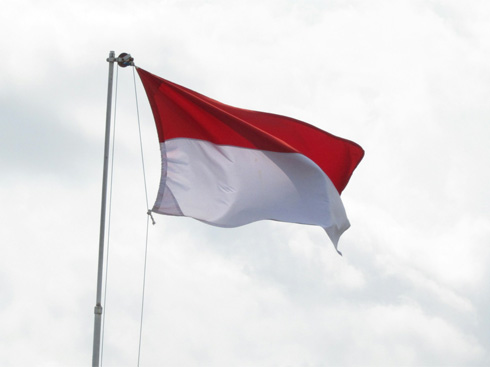 Chính phủ Indonesia bãi bỏ việc đo đếm ròng khi lắp đặt năng lượng mặt trời trên mái nhà