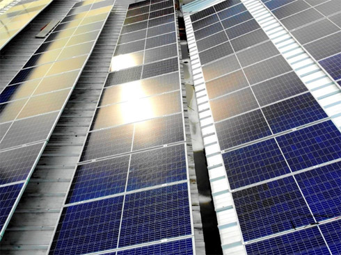 Maruti suzuki Ấn Độ lắp đặt một ô tô năng lượng mặt trời 20 MW tại nhà máy manesar của họ
